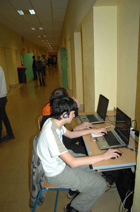 2009_10HZNSerie212